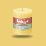 Bolsius Rustik Blok Sütun Mum - Silindir Şeklinde - Güneşli Sarı Renkli - 35 Saat Uzun Yanma Süresi - Ev Dekorasyonu - Kokusuz - Doğal Vegan Özler - 6,6 cm - 8 cm