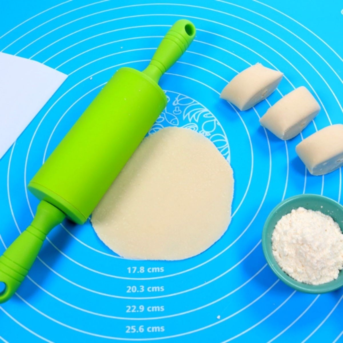 BUFFER 40*50 cm Silikon Ölçekli Kullanımı Kolay Hamur Açma Matı Ekmek Mantı Makarna Hamuru Yoğurma