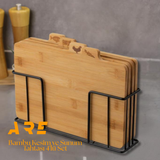 Bambu Kesme Tahtası Seti – 4’lü, 28x20x1 cm, Kaymaz Standlı, Hijyenik Bölmeli, Sebze, Balık, Et & Tavuk için Etiketli – Mutfak Hazırlık Seti