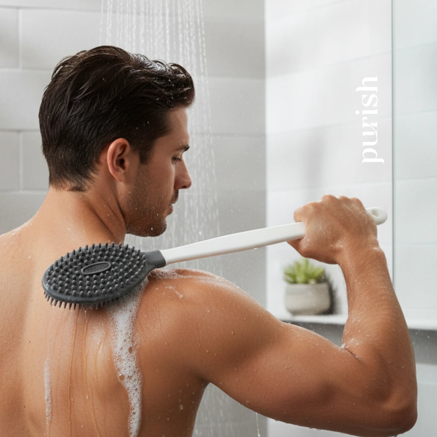 Uzun Saplı Vücut Temizlik ve Masaj Fırçası (Beyaz Sap, Gri TPE Başlık) – 41 cm, 7×12 cm