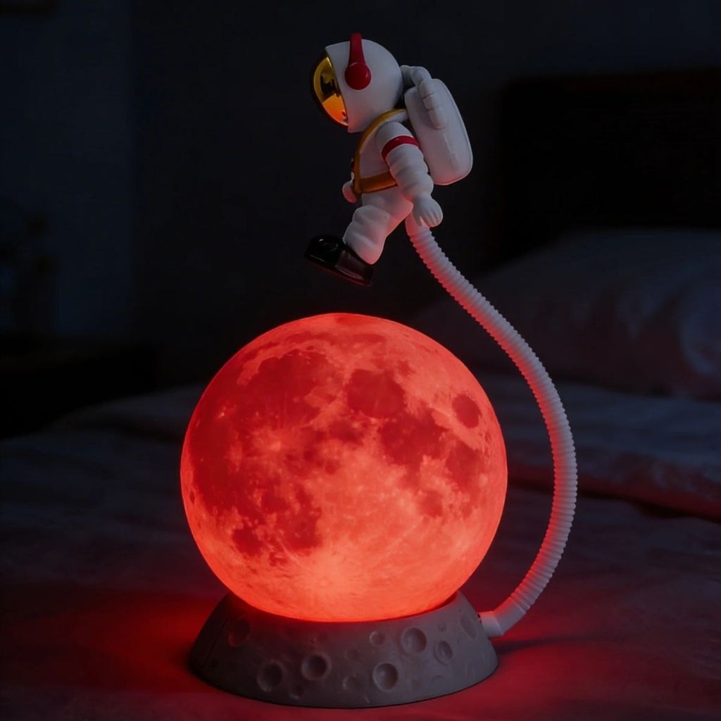 3D Ay Üzerinde Astronot LED Gece Lambası – Dokunmatik 10 Renk Değiştiren Dekoratif Çocuk Odası Masaüstü Ay Lambası