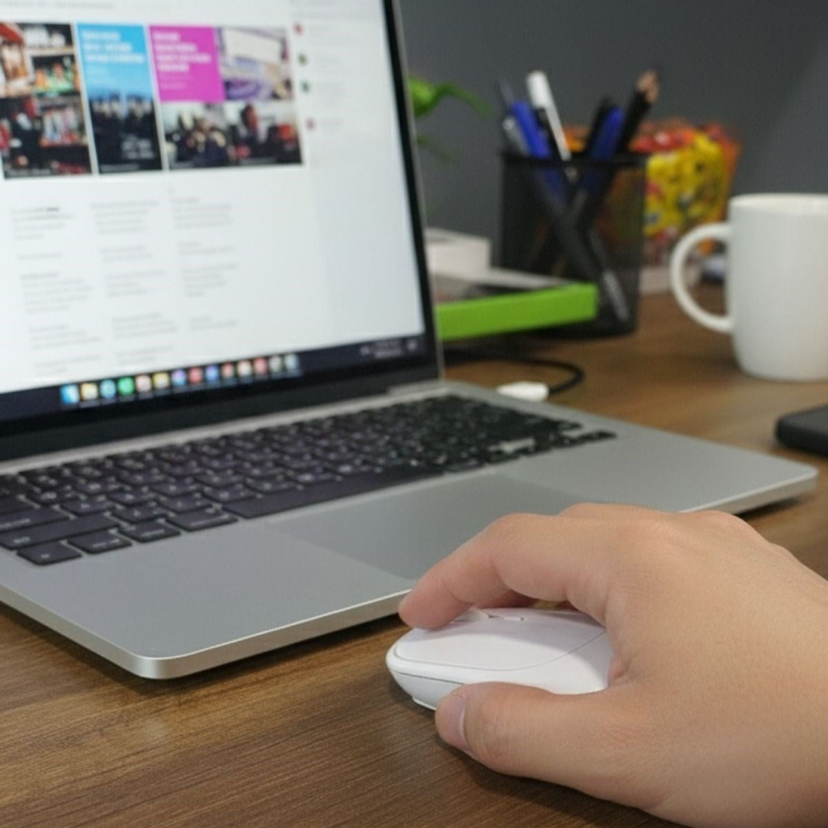 BUFFER Beyaz Renkli Ergonomik Sessiz Kablosuz Mouse – USB Alıcılı, Ofis ve Oyun İçin Konforlu Bilgisayar Faresi MS6310