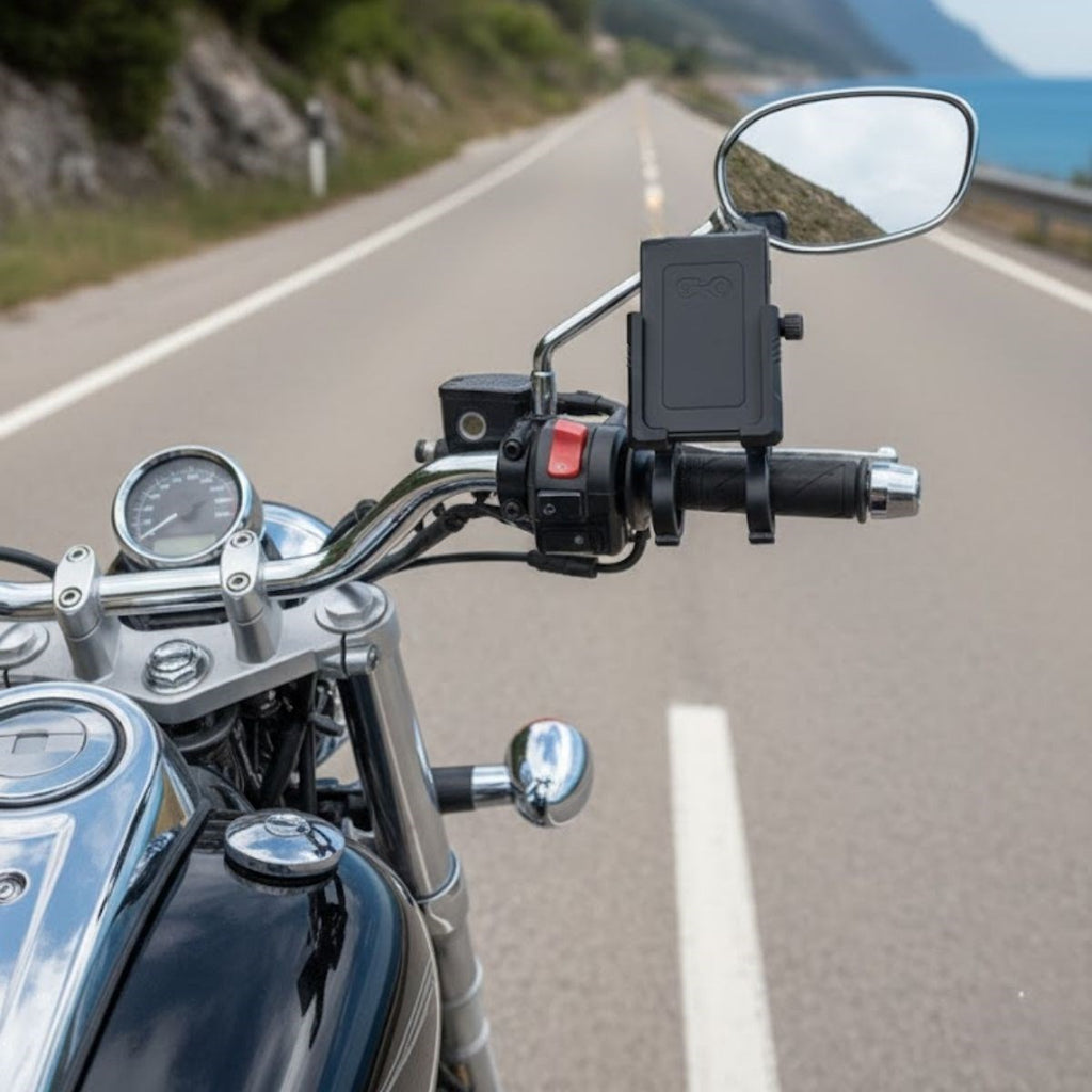 Evrensel Motosiklet Telefon Tutucu – Kaymaz, Kilitlenebilir Güvenli Tutuşlu, 360° Ayarlanabilir Gidon Bağlantılı Akıllı Telefon Aparatı