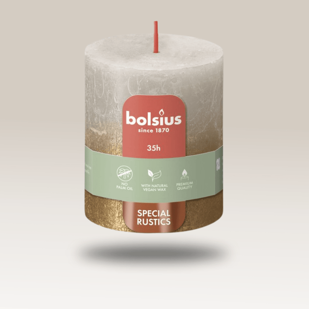 Bolsius Rustik Blok Sütun Mum - Silindir Şeklinde - Kumlu Gri ve Altıni Renkli - 35 Saat Uzun Yanma Süresi - Ev Dekorasyonu - Kokusuz - Doğal Vegan Özler - 6,6 cm - 8 cm - Herseyben.de