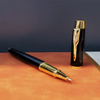 Siyah Gold Detaylı Termo Deri Defter Ve Metal Roller Kalem Hediye Seti — görsel 3